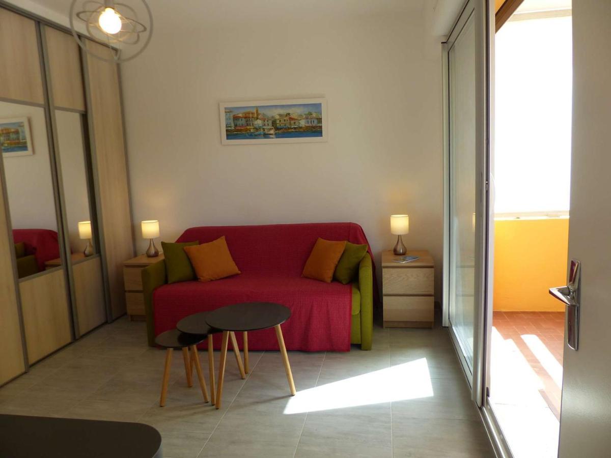 Charmant Studio Climatise Avec Balcon A 50M De La Plage - Le Lavandou Centre-Ville - Fr-1-308-110 Luaran gambar